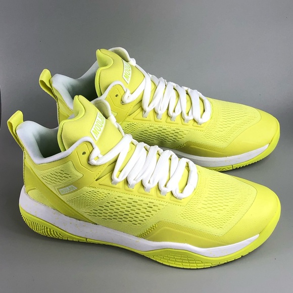 Moolah Neovolt Pro Mid Women’s Highlight Tape Basketball Shoes Size 8.5 - Picture 2 of 8